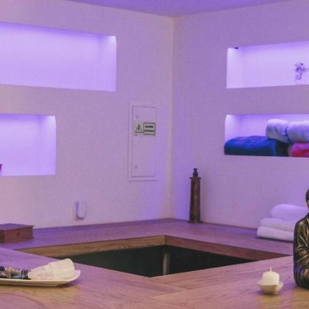 Colina Guesthouse - ブラガ エクステリア 写真