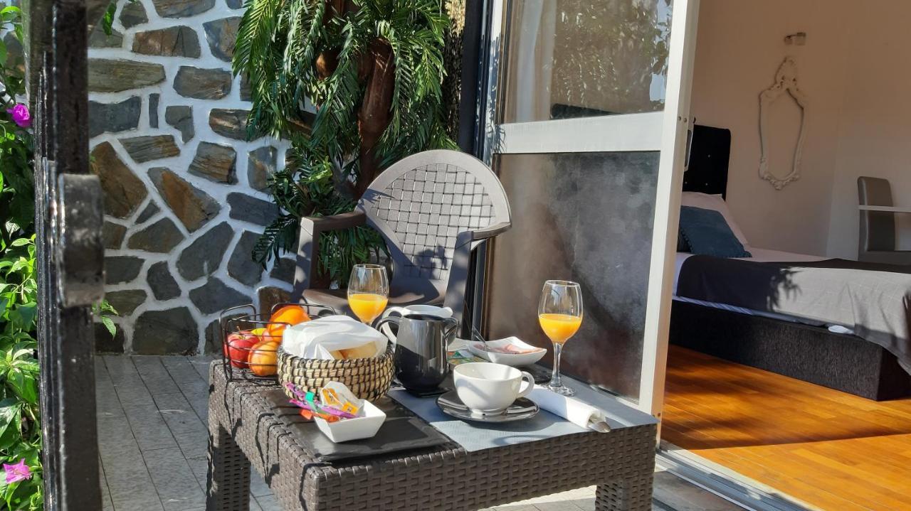 Colina Guesthouse - ブラガ エクステリア 写真