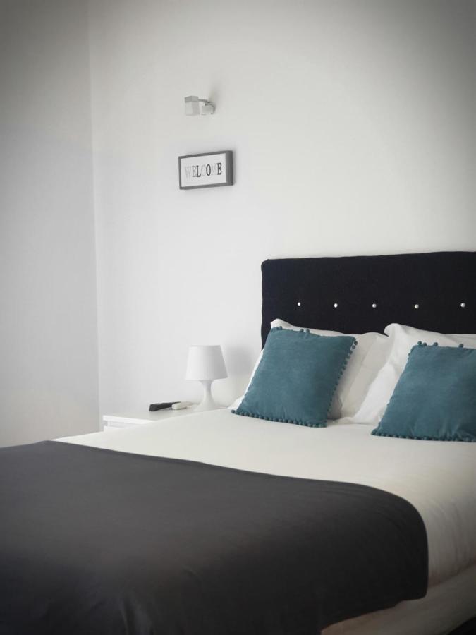 Colina Guesthouse - ブラガ エクステリア 写真