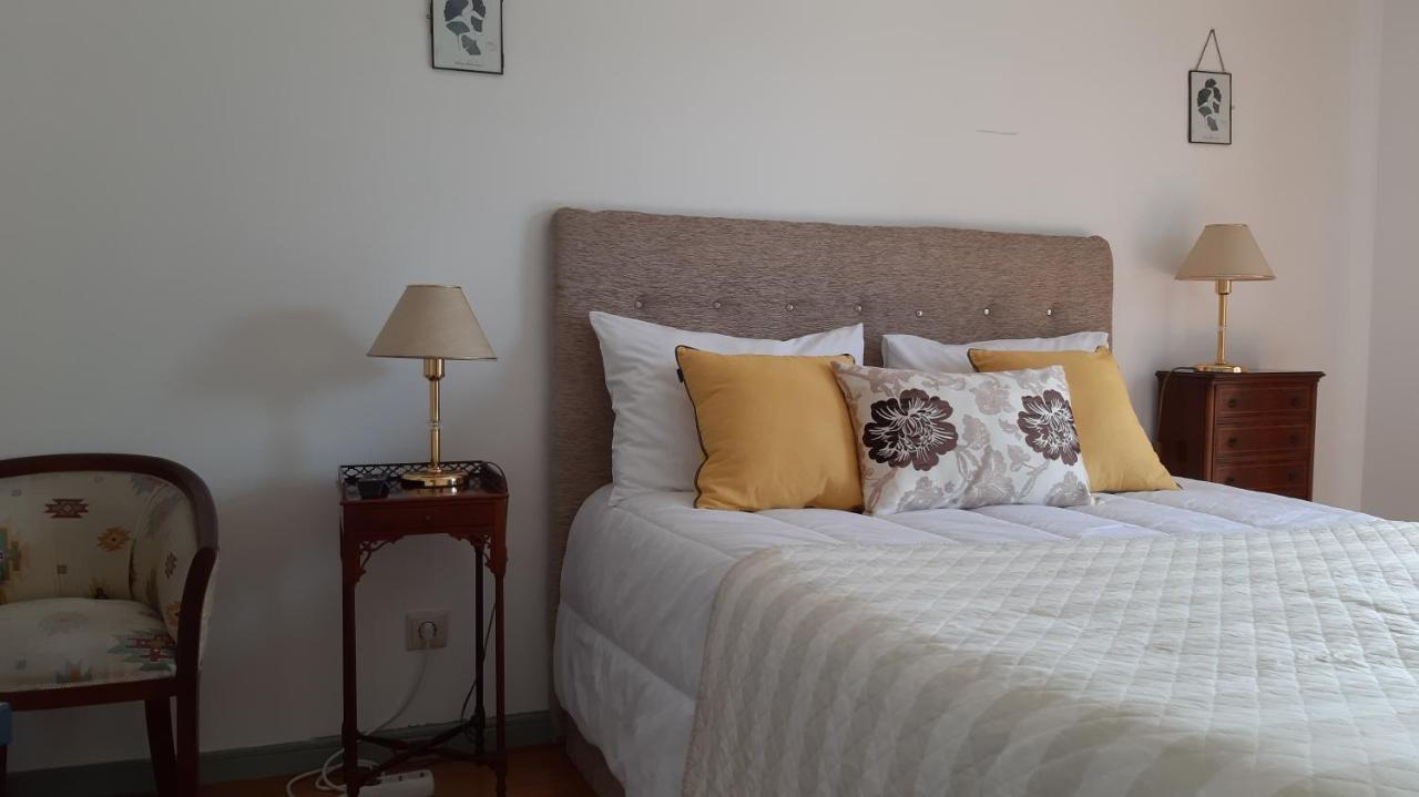 Colina Guesthouse - ブラガ エクステリア 写真