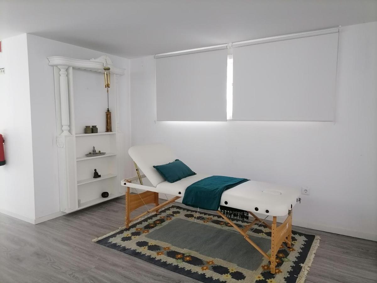 Colina Guesthouse - ブラガ エクステリア 写真